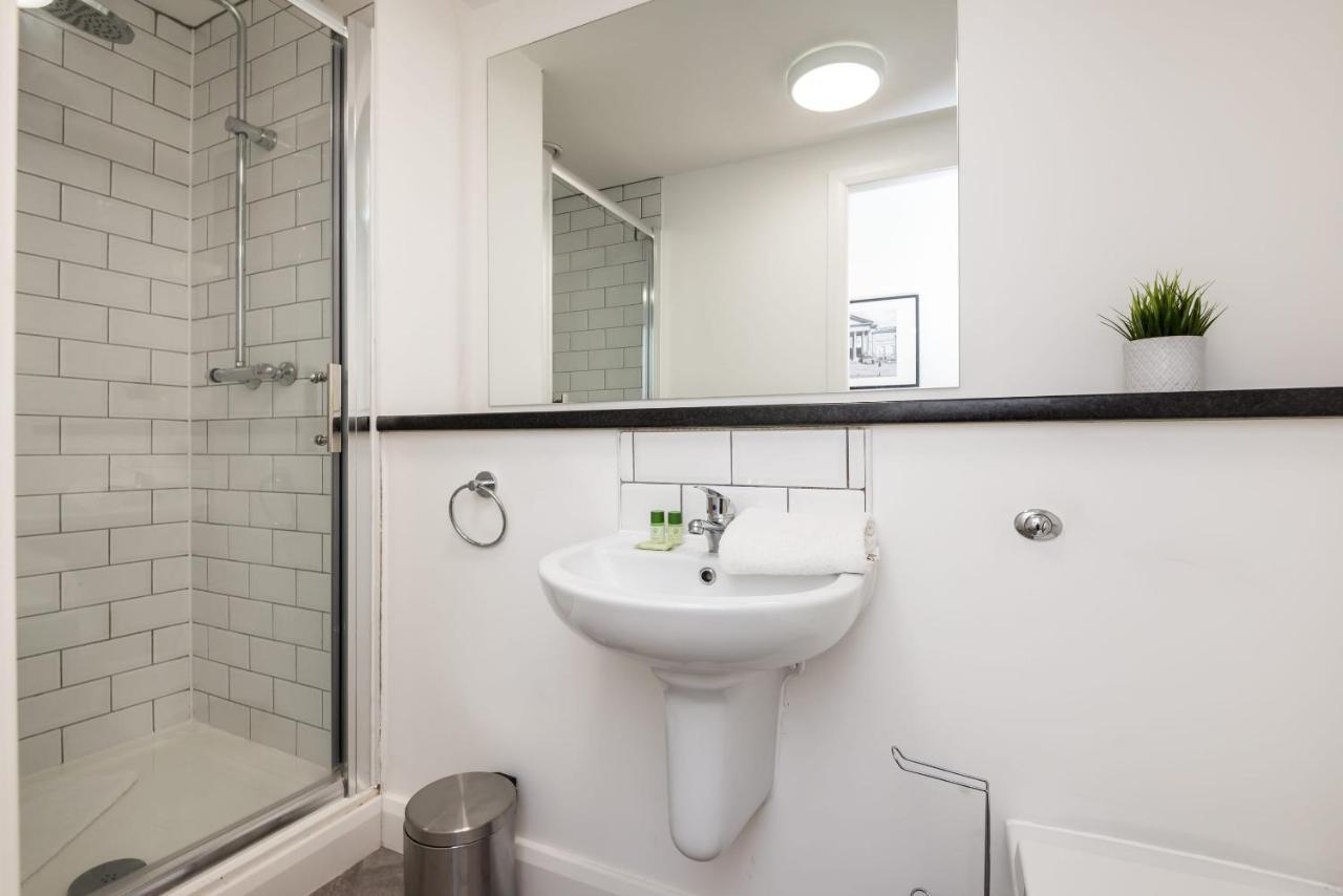 Host Apartments - Spacious 3 Bed Apartment With 3 Ensuites Liverpool Exteriér fotografie